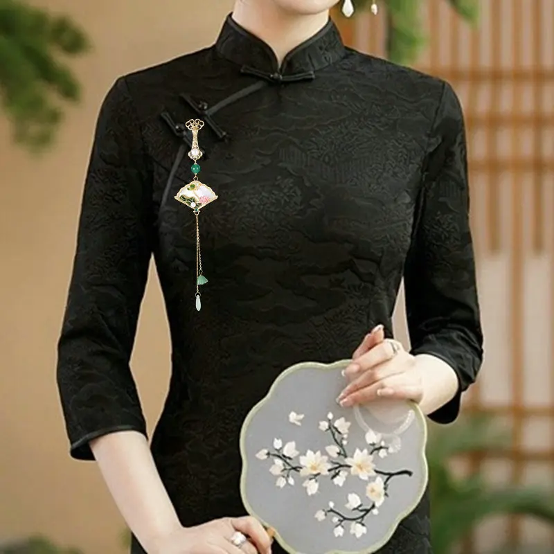 Chinese-style Fan-shaped Pearl Lotus Brooch Natural Shell Corsage Qipao Dress Lapel Pin High-grade Design Long Tassel Jewelry image 3