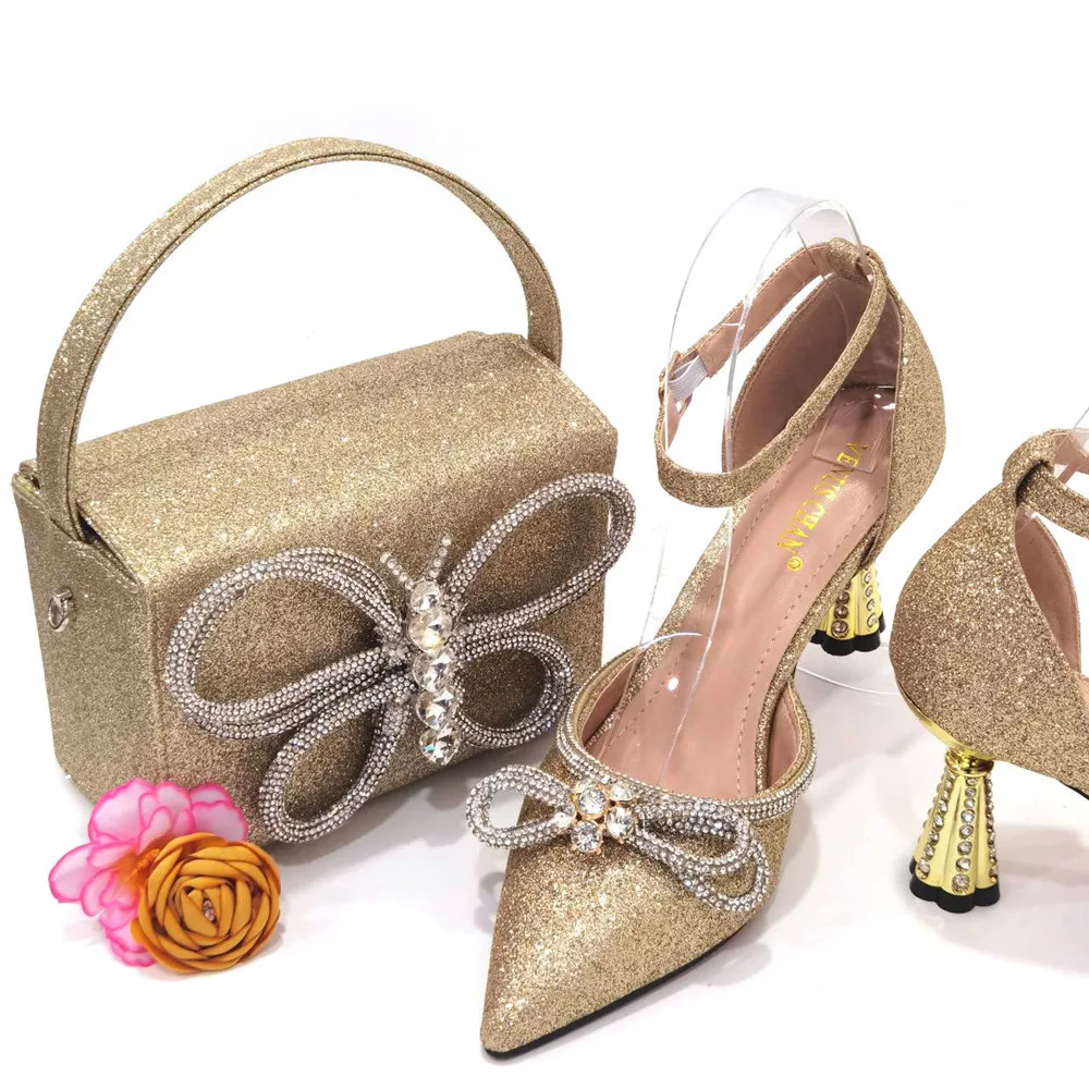 

Elegant Pointed Bow Women's Sandals Back Bag High Heels With Square Handbag Of The Same Design Luxury Designer Bags High Quality