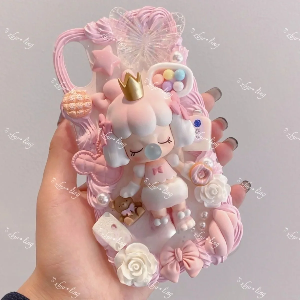 

Pre-sale, 7-10 days after placing the order, Poodle cream glue mobile phone, any mobile phone model is fine.