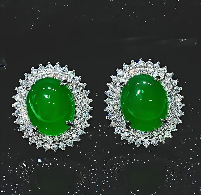 Retro Green Chalcedony 925 Pure Silver Ear Studs Inlaid with High Carbon Diamonds, Palace Style, Versatile and High-end Feel