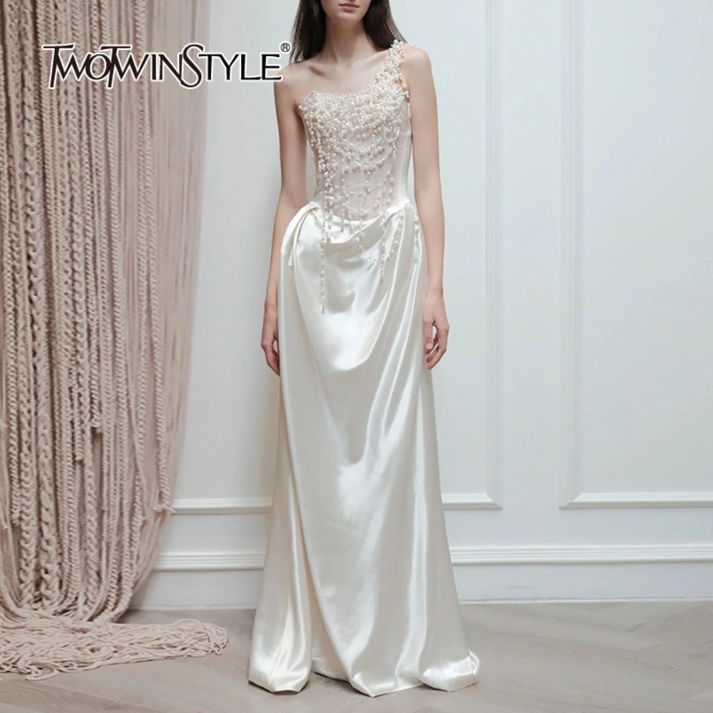 

TWOTWINSTYLE Slimming Spliced Bead Elegant Dresses for Women Diagonal Collar Sleeveless Tunic Patchwork Folds Dress Female New