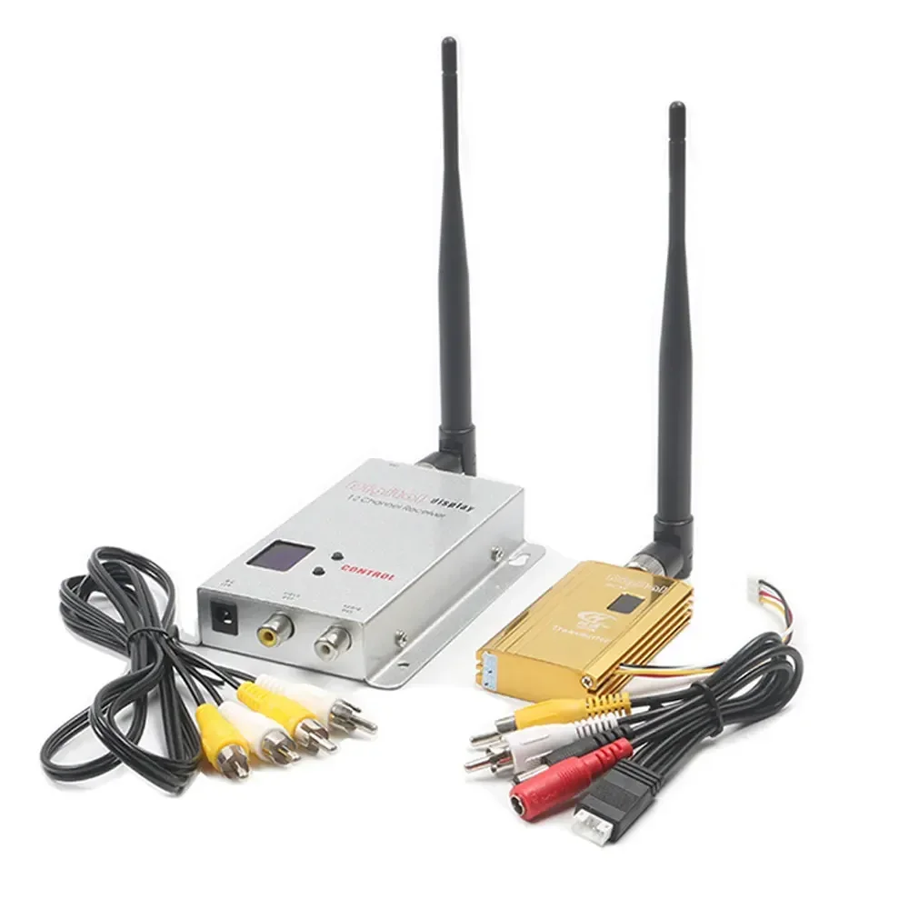 Nieuwe FPV 1.2Ghz 1.5W Draadloze Audio Video Zender Ontvanger Digitale Display 1500mW 8CH Zender 12CH Ontvanger DC 12V Drone