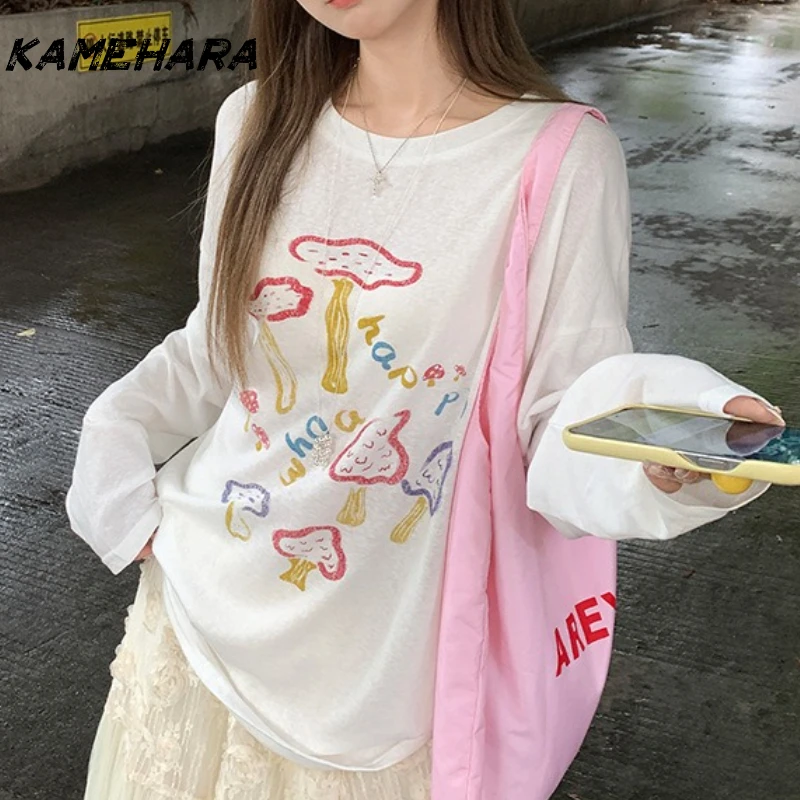 

KAMEHARA Japanese Y2k Graffiti Print Women's Long Sleeve Tops Lazy Style O Neck Loose Fit Sun Protection Casual 2000s Style Tees