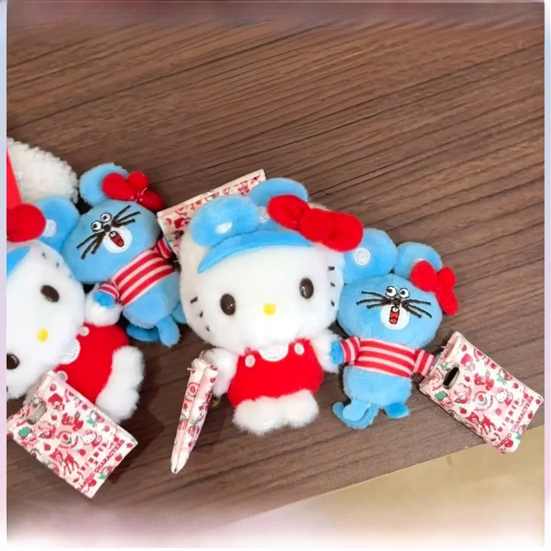 collaboration-edition-cotton-candy-pudding-dog-plu-doll-holiday-gift-small-hanging-toy-universal-age-g-neutral-fabric