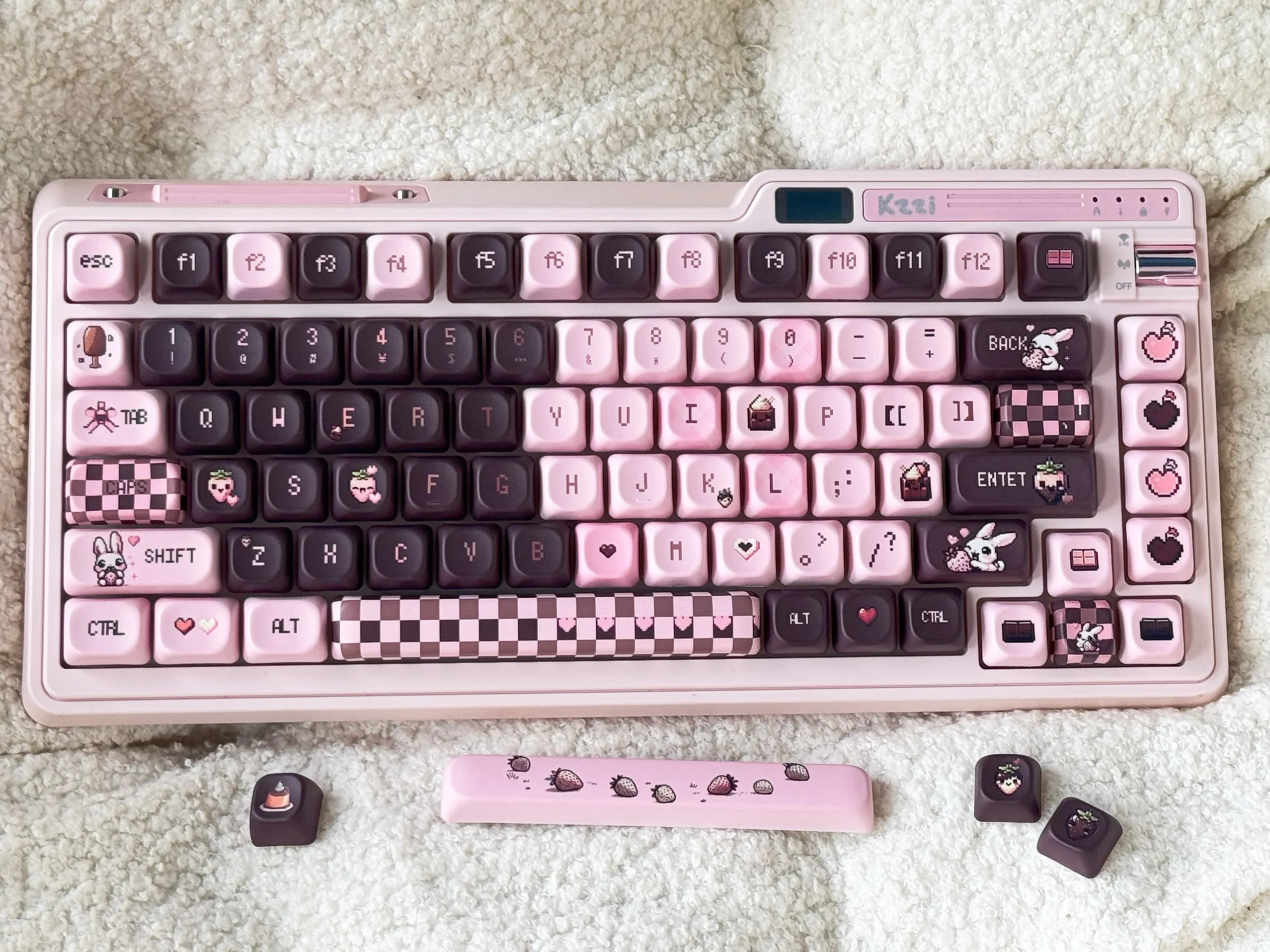 Comer uma morango keycap pixel vento split teclado rosa café morango keycap duas cores combinando doce vento fresco original eoa