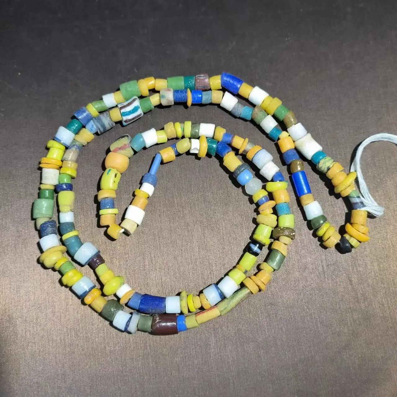 1pcs/lot Natural African Old Glass Bead String Thousands of years of traditional handmade spring and summer colors folk-custom