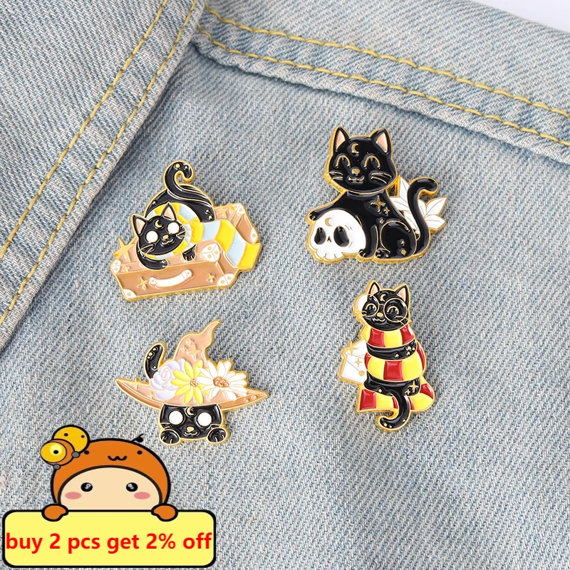 Halloween Cats Enamel Pins Black Witch Punk Magic Skull Cape Brooch Metal Badge Pin Gift for Women Men Kids Festival Decorations