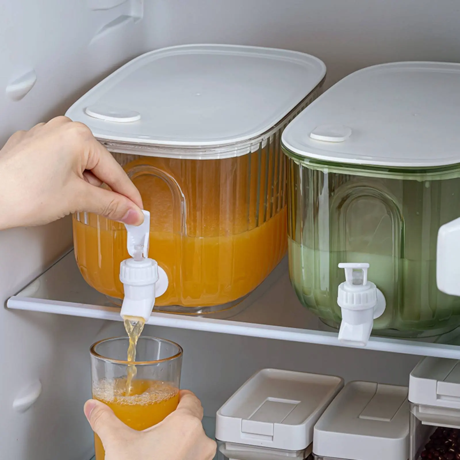 

Refrigerator Beverage Dispenser with Spigot Large Capacity Fridge Drink Container with Faucet Iced Botanical Beverage Pitcher