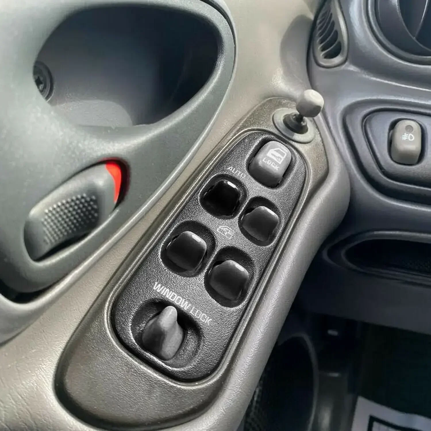 

Car Front Master Power Window Switch Driver Left 22588178 22624807 for Pontiac Grand Am Sedan 1996-2005