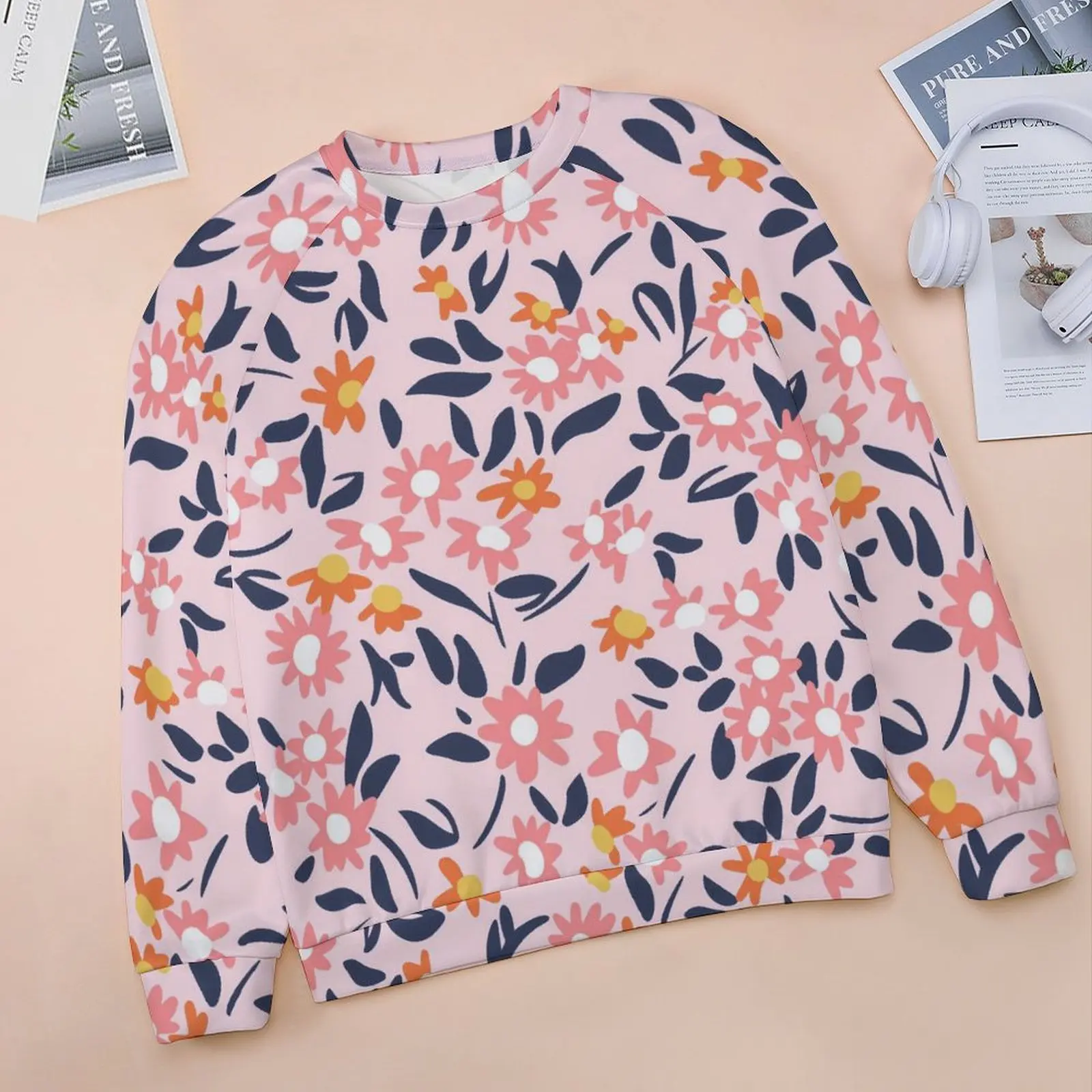 Pink Daisies Print Casual Hoodies Autumn Meadow Flowers Trendy Hoodie Long Sleeve Oversized Harajuku Graphic Sweatshirts