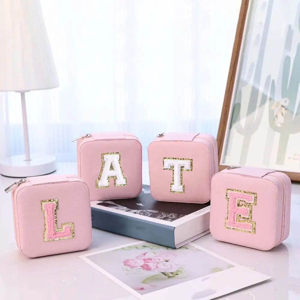 

Pink Leather Jewelry Storage Box Zipper with Mirror Rings Bearer Box Bracelets Square Letter Jewelry Case Jewelry Storage