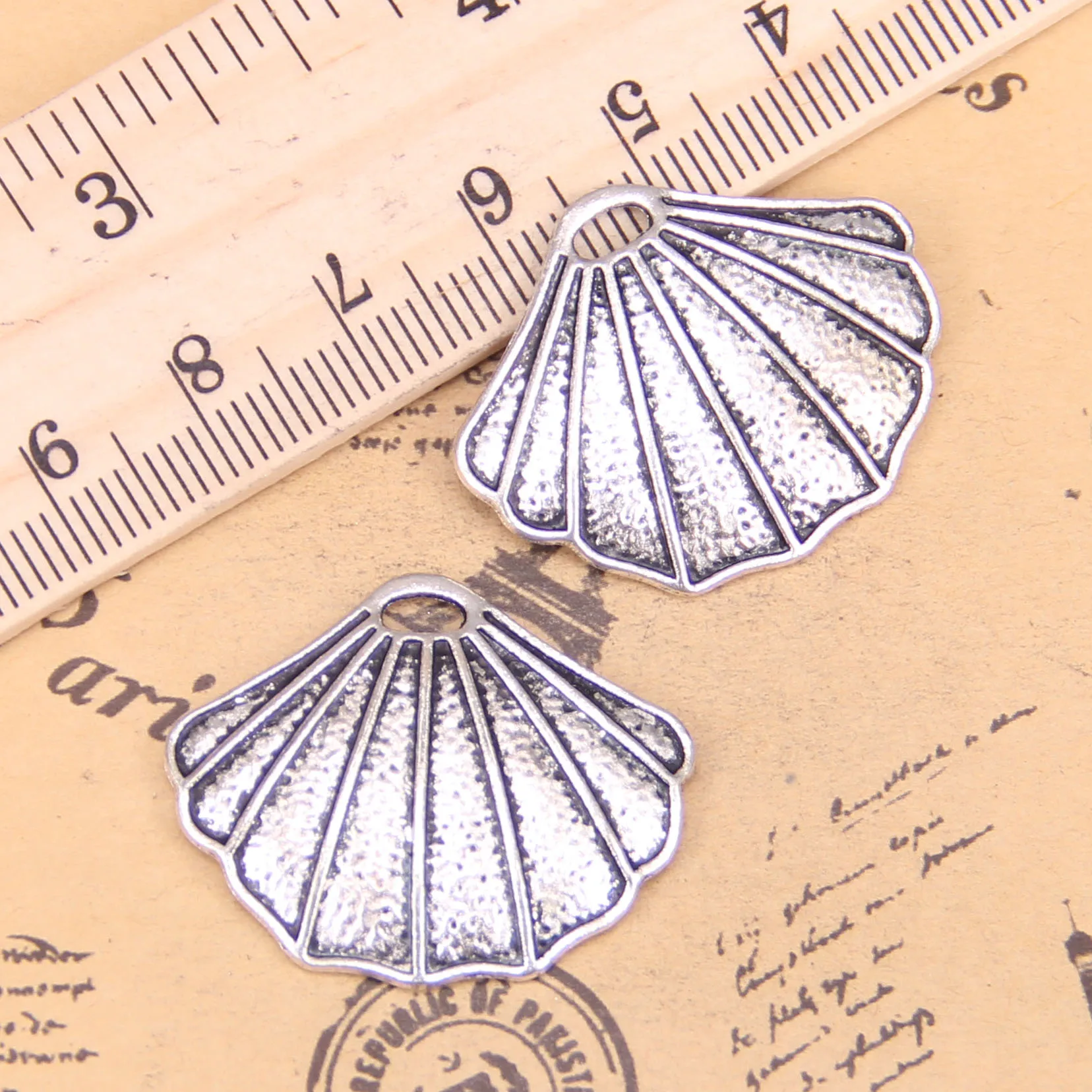 48pcs Jewelry Charms Shell 25x30mm Antique Silver Plated Pendants Making DIY Handmade Tibetan Silver Jewelry