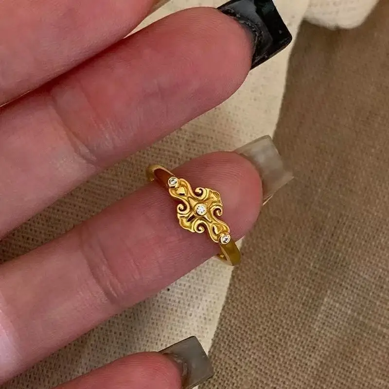 9999 gold vintage gold iris flower cross ring for women, with retro charm and versatile style, featuring sparkling