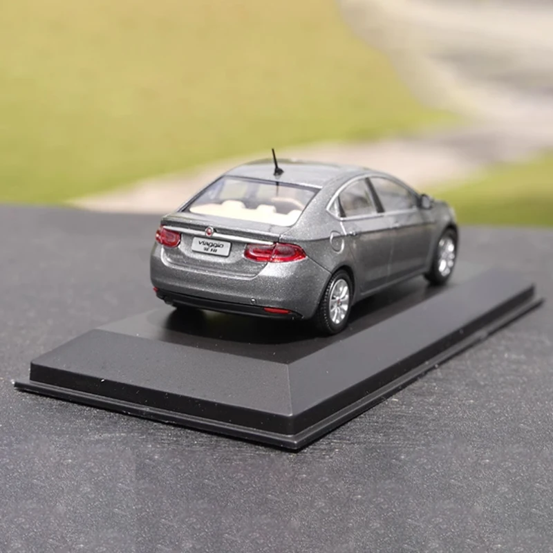 Diecast Viaggio 합금 자동차 모델 완제품 시뮬레이션 장난감 컬렉션 선물 장식 정적 모델 디스플레이, 1:43 체중계