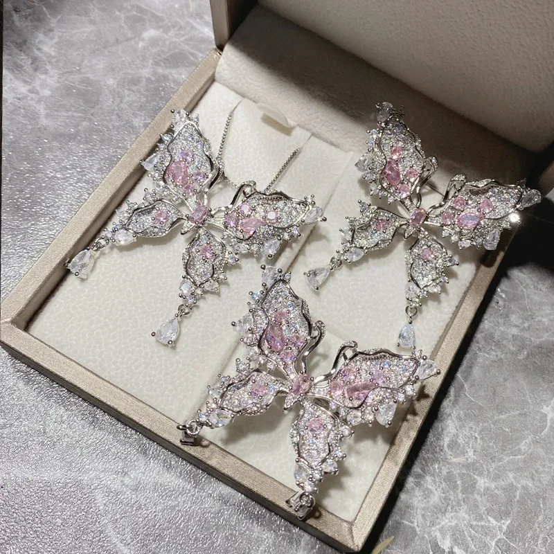 

MDL Moissa!ite Style Hakimidai Pink Butterfly Set Women's 18K Plated Micropavé Multi-Cut 3A Zirconia Oversized Brooch
