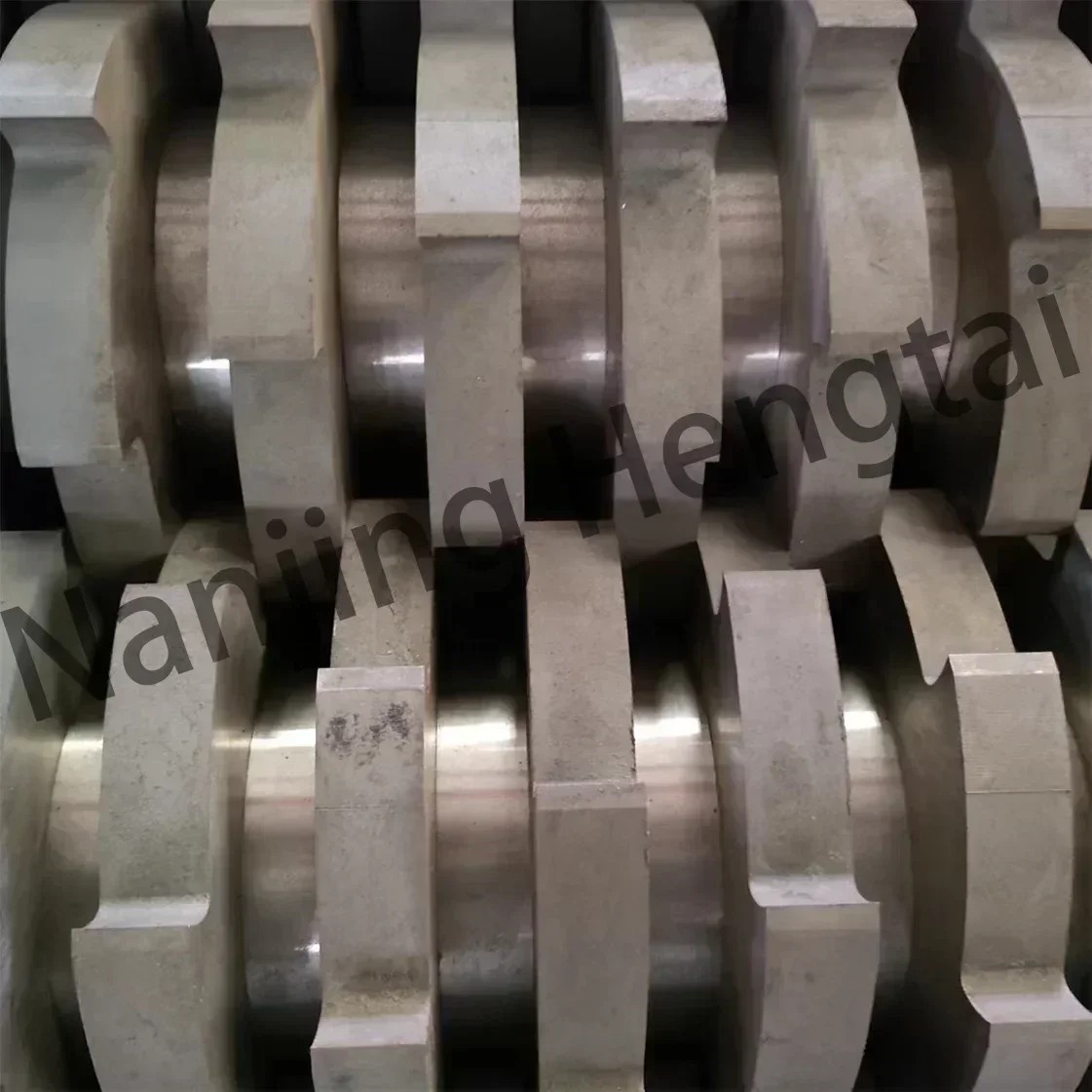 Powerful plastic shredder Crusher Grinder Crushing (chassis)