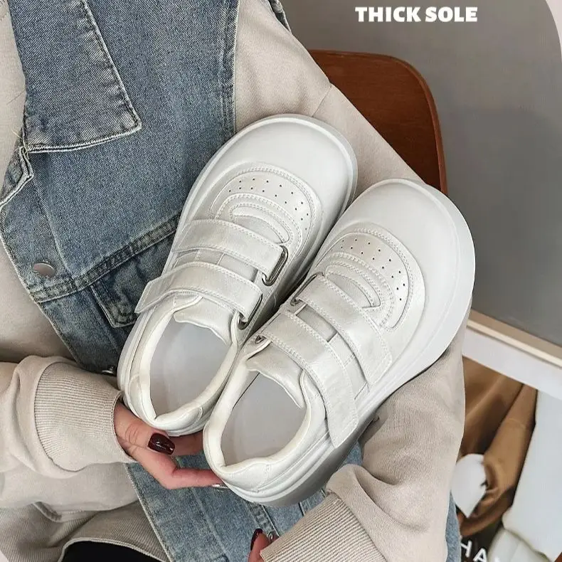 

Женские повседневные кеды из канваса на толстой подошве: мягкие, прочные, нескользящие, минималистичный дизайн