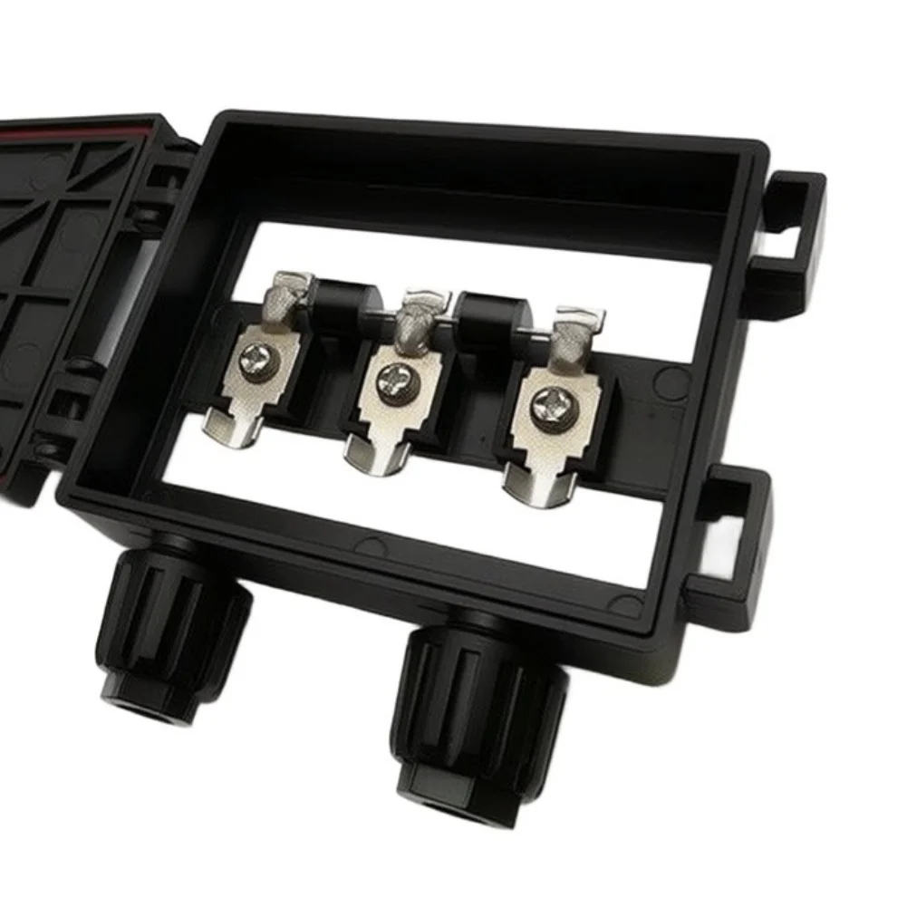 6.5A Solar Junction Box For 50W-120W PV Modules, IP65 Waterproof ABS Enclosure With Diodes, 1000V DC Rated For Panel Systems