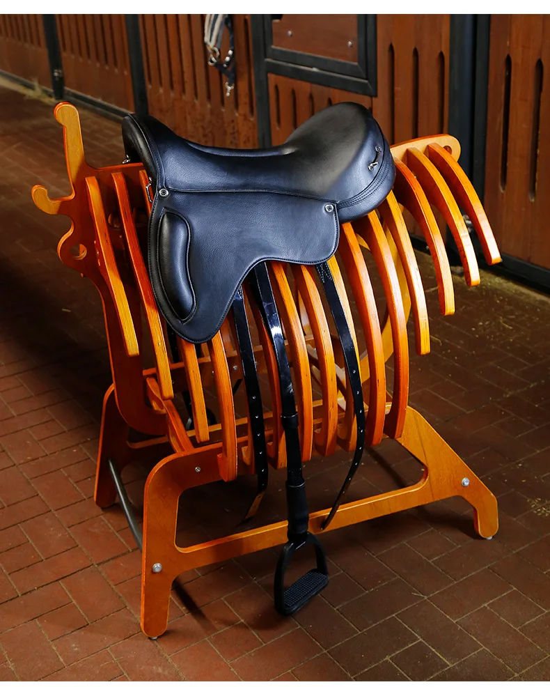 سرج حصان صناعي فائق الألياف لمعدات سباق الخيل البرية