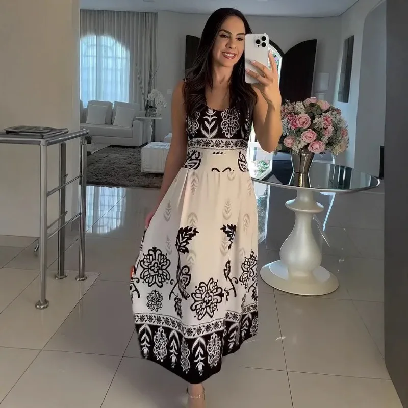 Abito estivo da donna con stampa bohémien Abito elegante da celebrità con scollo all'americana scava fuori il maxi abito da sera Boho per le vacanze di festival slim