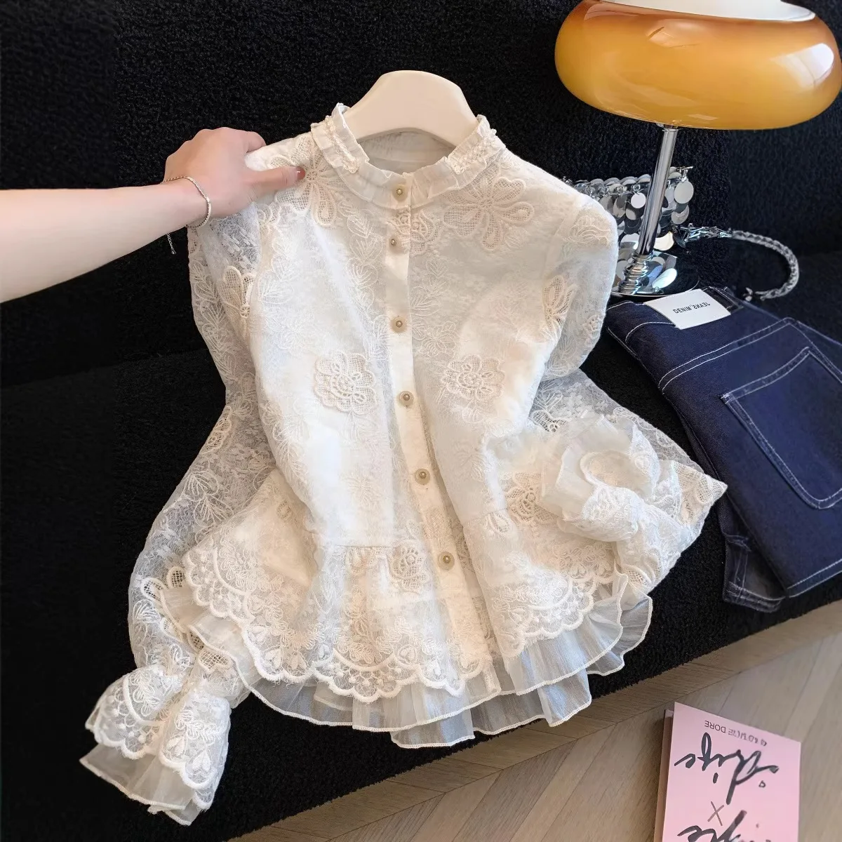 

Elegant Korean Style Long Sleeve Lace Embroidery Shirt Women's Early Spring Fashionable Heavy Work French Court Style Top