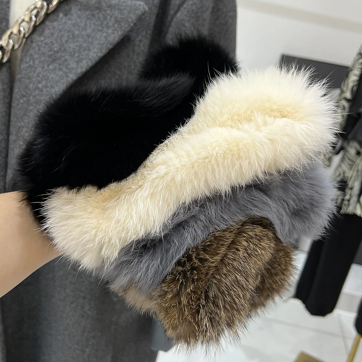 Women Winter Warm Real Rabbit Fur Scarf Hot Sale Natural Rabbit Fur Muffler 2024 Lady 100% Genuine Fur Scarves Wholesale Retail