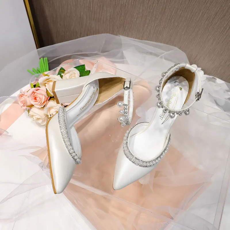 Pointed High Heels Thick Heel Sexy Pearl European and American Foreign Trade Large Size Women's Shoes image 3