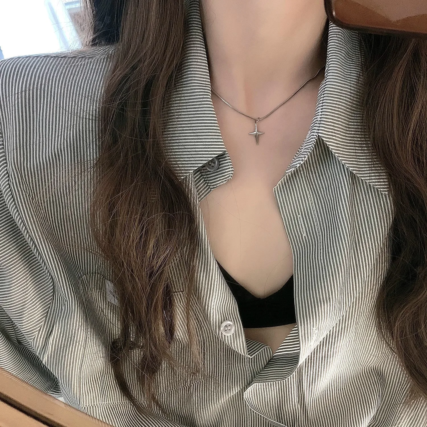 Y2K Simple Choker N…