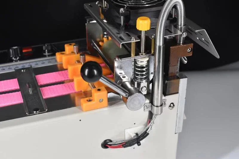 

Factory Direct Sales Cut Zipper Webbing Elastic Belt Tape Arbitrarily Automatic Computer Cold and Hot Cutting Machine