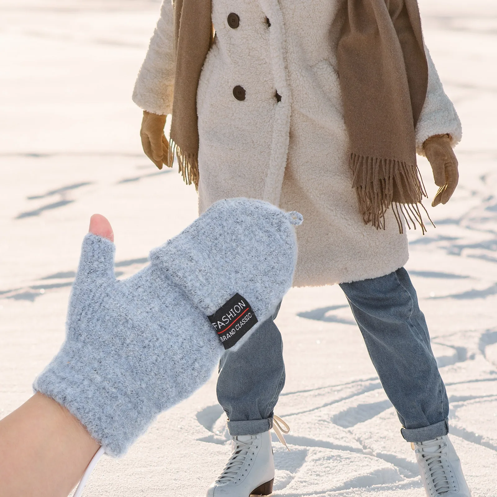 

2pcs 1 Pair Usb Heated Gloves Double Sided Warm Thermal Mitts For Outdoor Skiing Riding Portable Electric Gloves Rechargeable