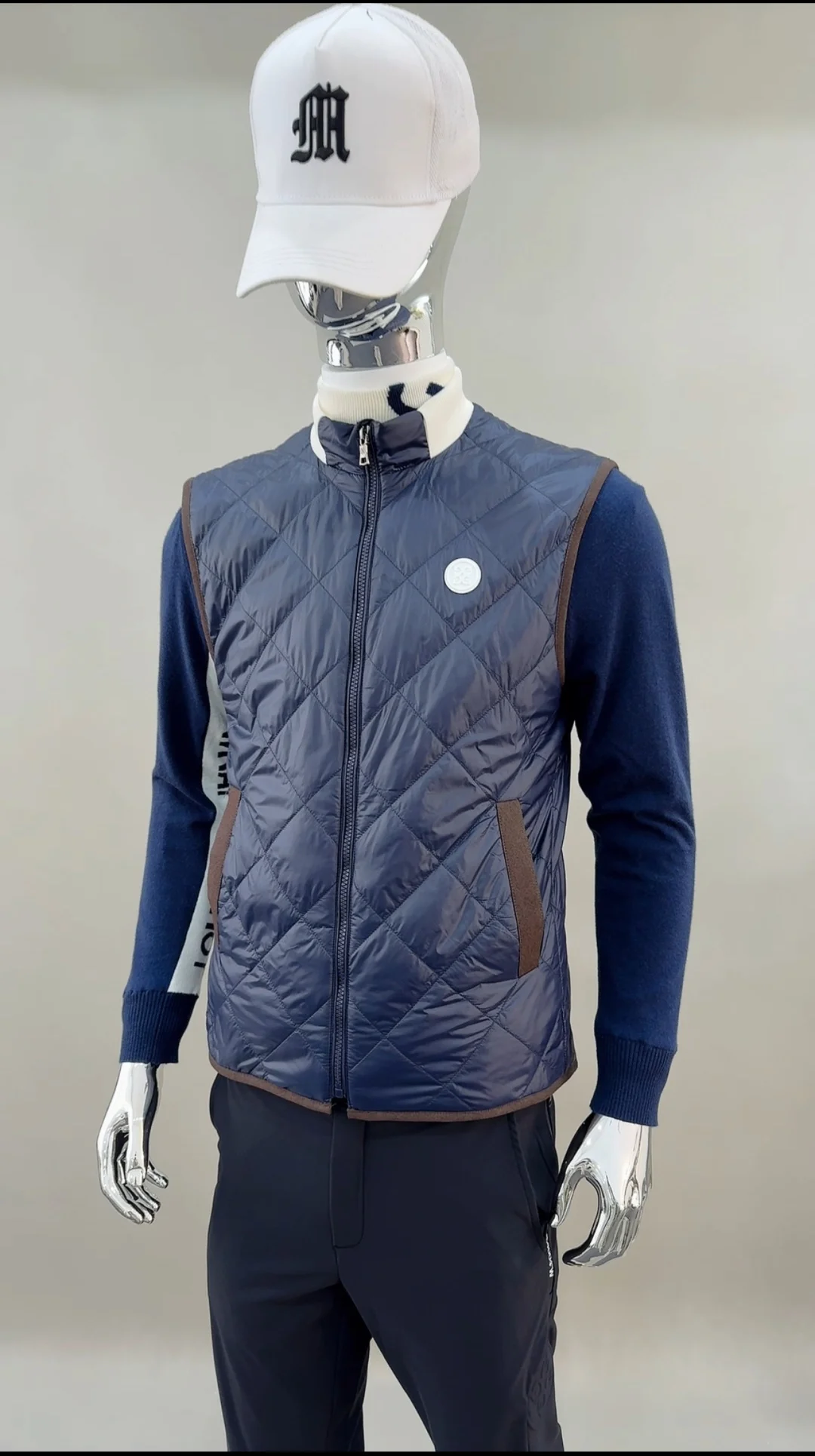 

Men's New Thickened Quilted Golf Vest Simple, Warm, and Versatile