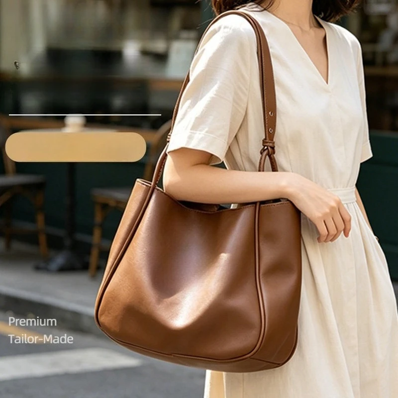 Vintage large capacity bag women's versatile fashion tote bag niche shoulder bag underarm bag