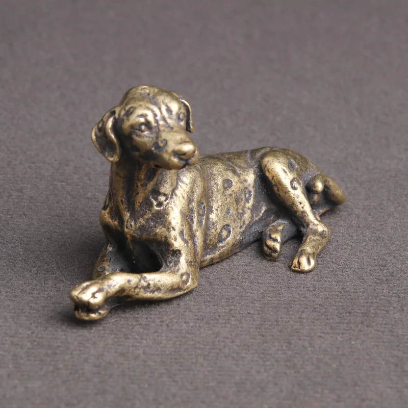 Brass made old zodiac dog desktop ornaments Dalmatian Wang Cai tea pet hand-made wenwan collection old bronze.