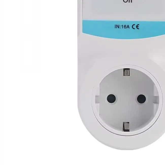 

16A 220V Metering Socket with Overvoltage And Undervoltage Protector Overcurrent And Overload Protection 0-9999W