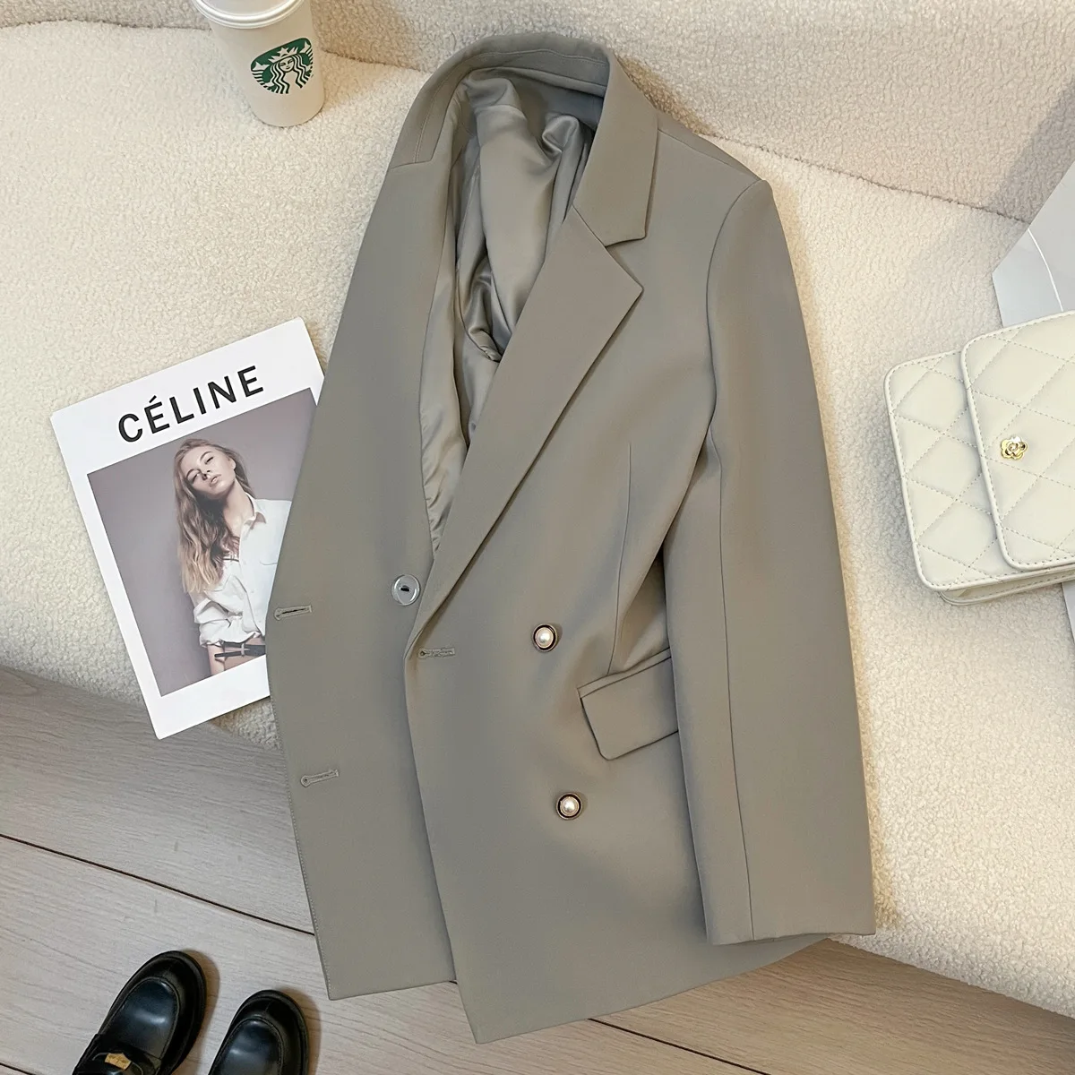 

Elegant Gray Suit Jacket for Women, 2025 Spring and Autumn New Korean Style, with A High-end and Casual Versatile Small Suit Top