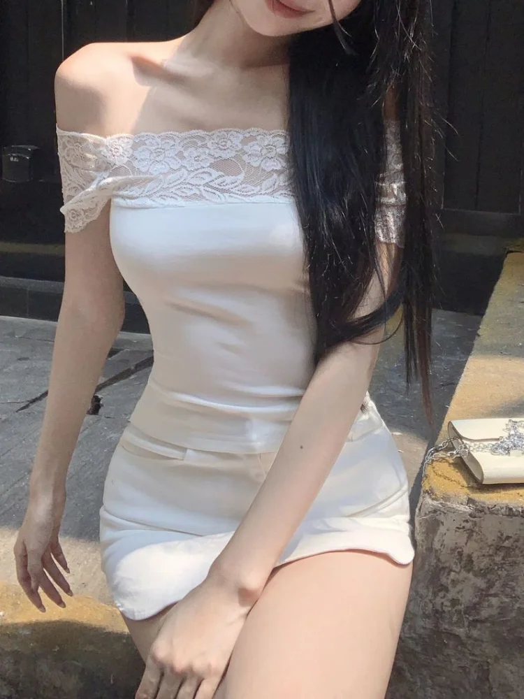 Top sexy con spalle scoperte patchwork in pizzo nero Canotta estiva senza maniche senza schienale solida da donna Abiti estetici da club