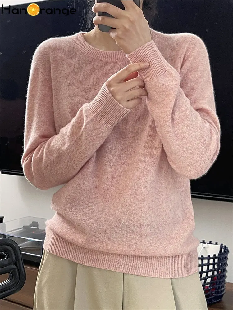 

HanOrange 2025 Winter O-Neck Cashmere Brushed Sweater Women Soft Loose Knitted Top Female Black/Pink/Light Camel/Milk White