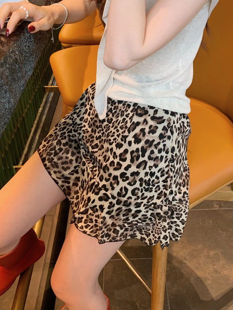 Retro Korean Style Fashionable Short Skirt Pants Leopard Print Thin Slimming mid Waist A-Line Skirt for Young Women