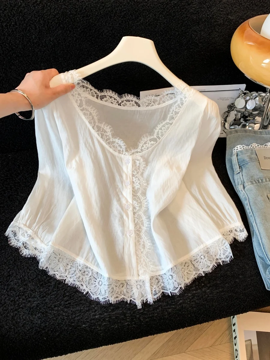 

White Lace Splice Thin Loose Women's Shirt V-Neck Breathable Summer New Design Sun Protection Top Korean Style Short Sleeve