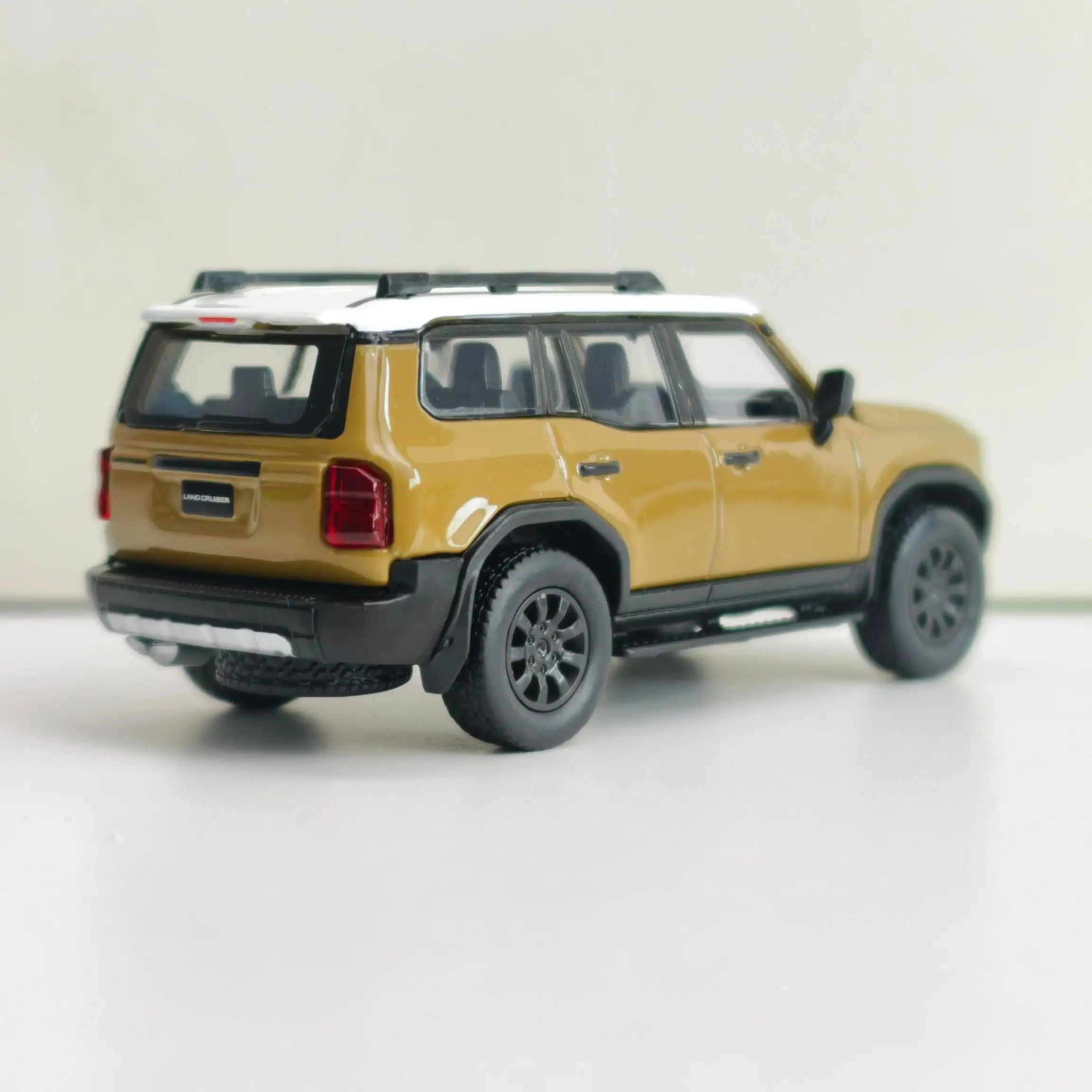 TH 1:64 simulation Toyota Prado LC250 alloy car model engine hood can be opened static ornament off-road vehicle model gift view 5
