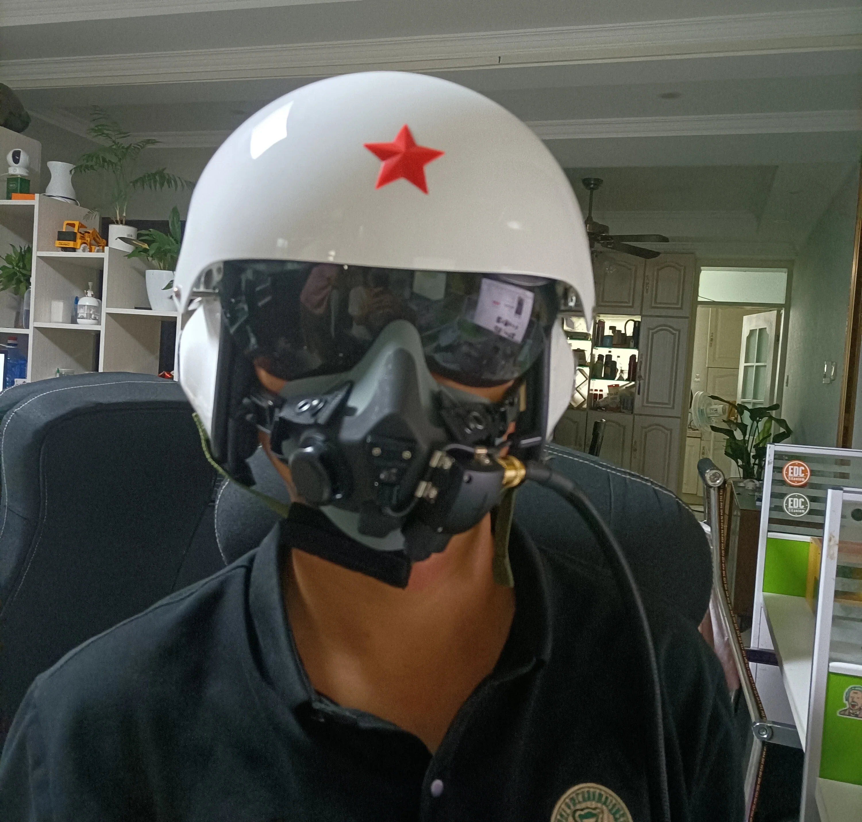 New Pilot Helmet Personalized Electric Motorcycle Riding Helmet Double Lenses Can Be Fitted with Oxygen Mask Flight Helmet