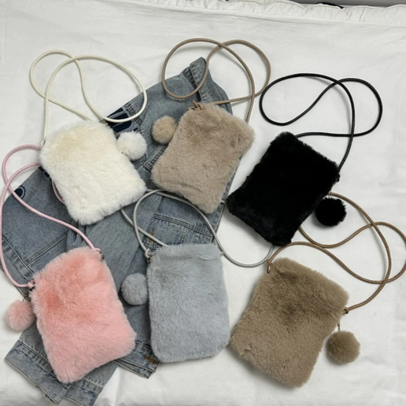 

Women Plush Crossbody Bag Solid Color Mobile Phone Bags Cute Mini Wallets Plush Shoulder Bags 2025 Autumn Winter Coin Purse