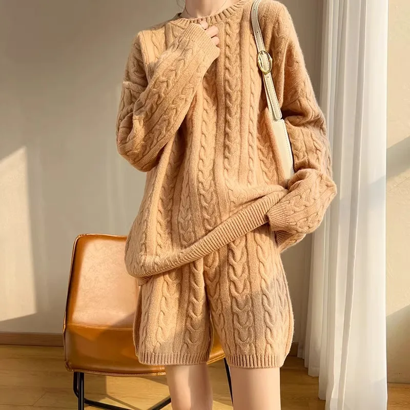 Thickened Fried Dough Twists Sweater Suit Women\'S Solid Round Neck Pullover Cashmere Sweater Shorts Two-Piece Loose Long Sleeve