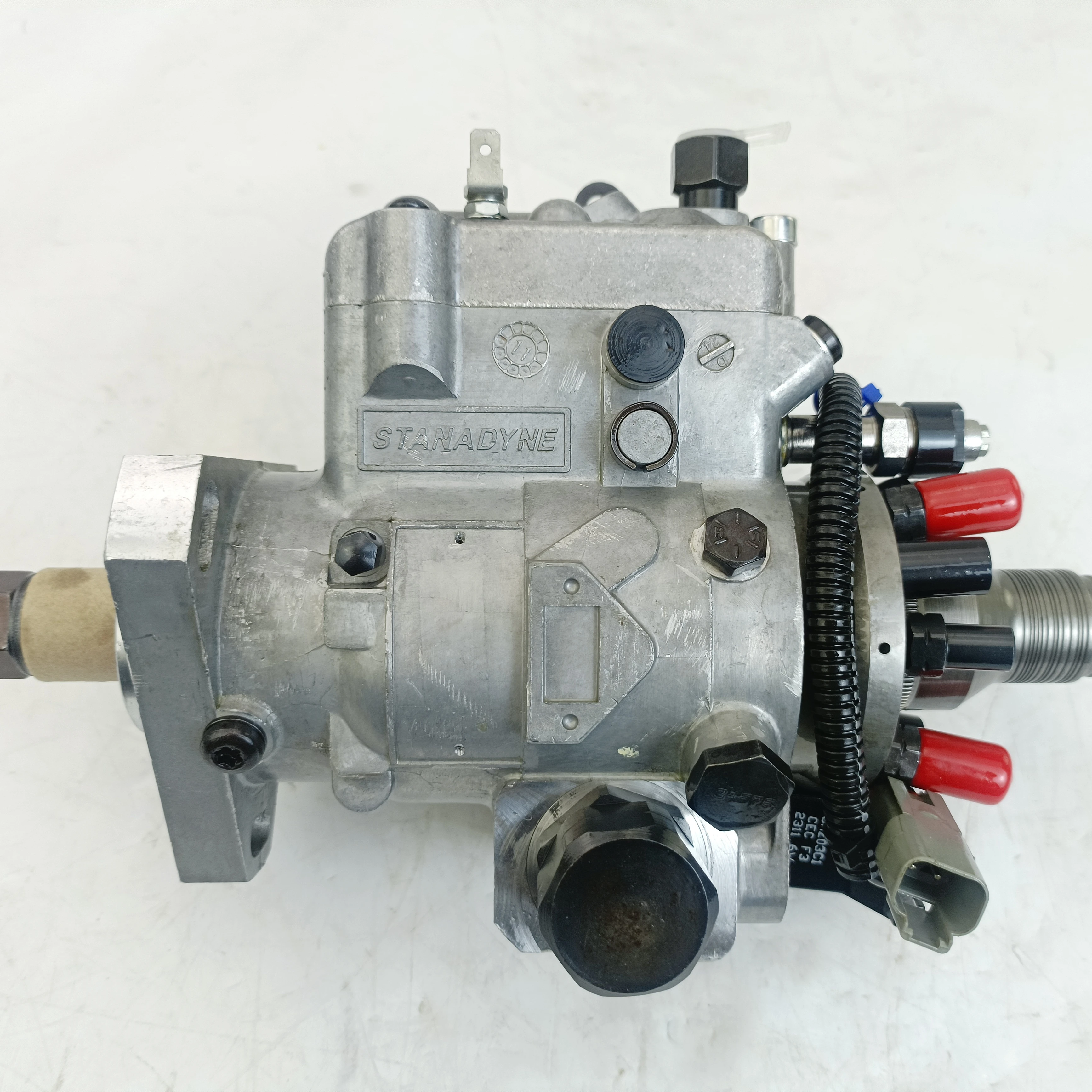

Fuel Injection Pump DB33316433 DB3331-6433 For John Deere 4 Cylinder 0065905640 65905640 Engine Assy Diesel Pump