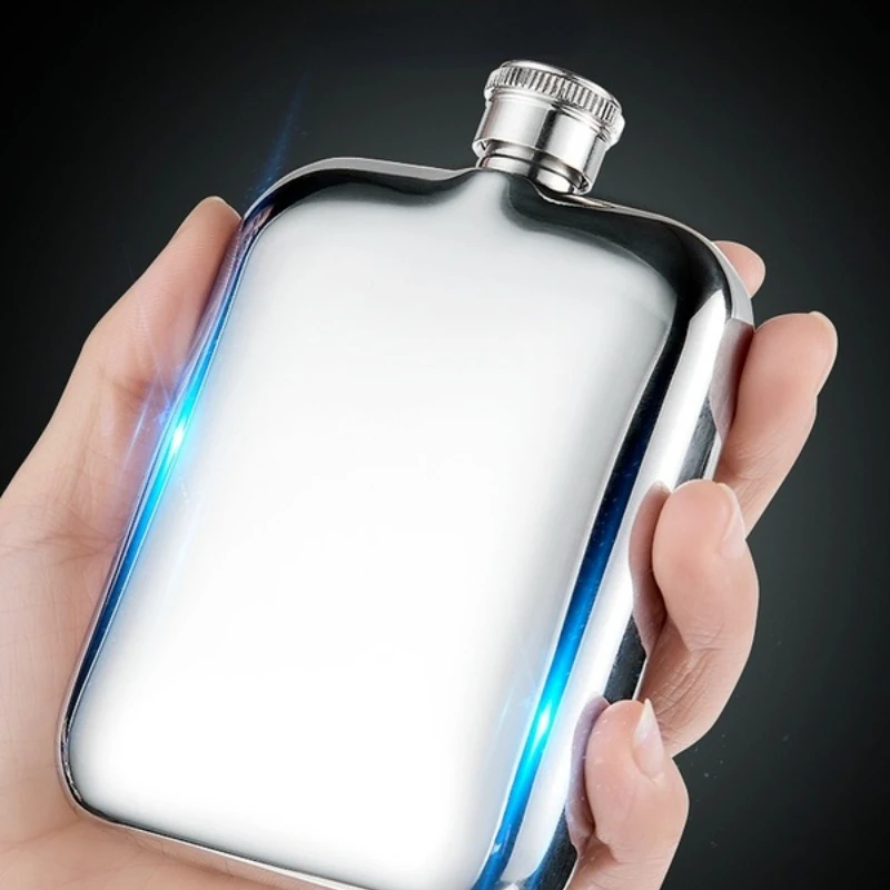 

Gift for Men Carry Thicken Hip Flask Stainless Steel Retro Personalized Hip Flask Portable Groomsmen Bottles Kitchen Supplies