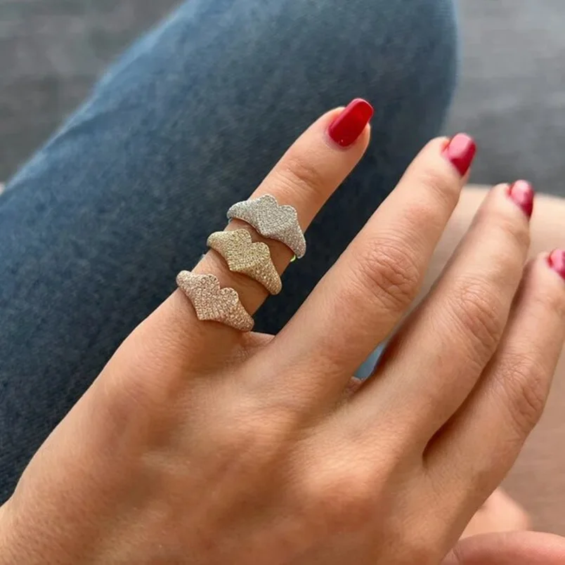 2026 New Arrived Simple Fashion Jewelry Gold Color Micro Paved Sparking CZ Cute Lovely Heart Pinky Ring for Women