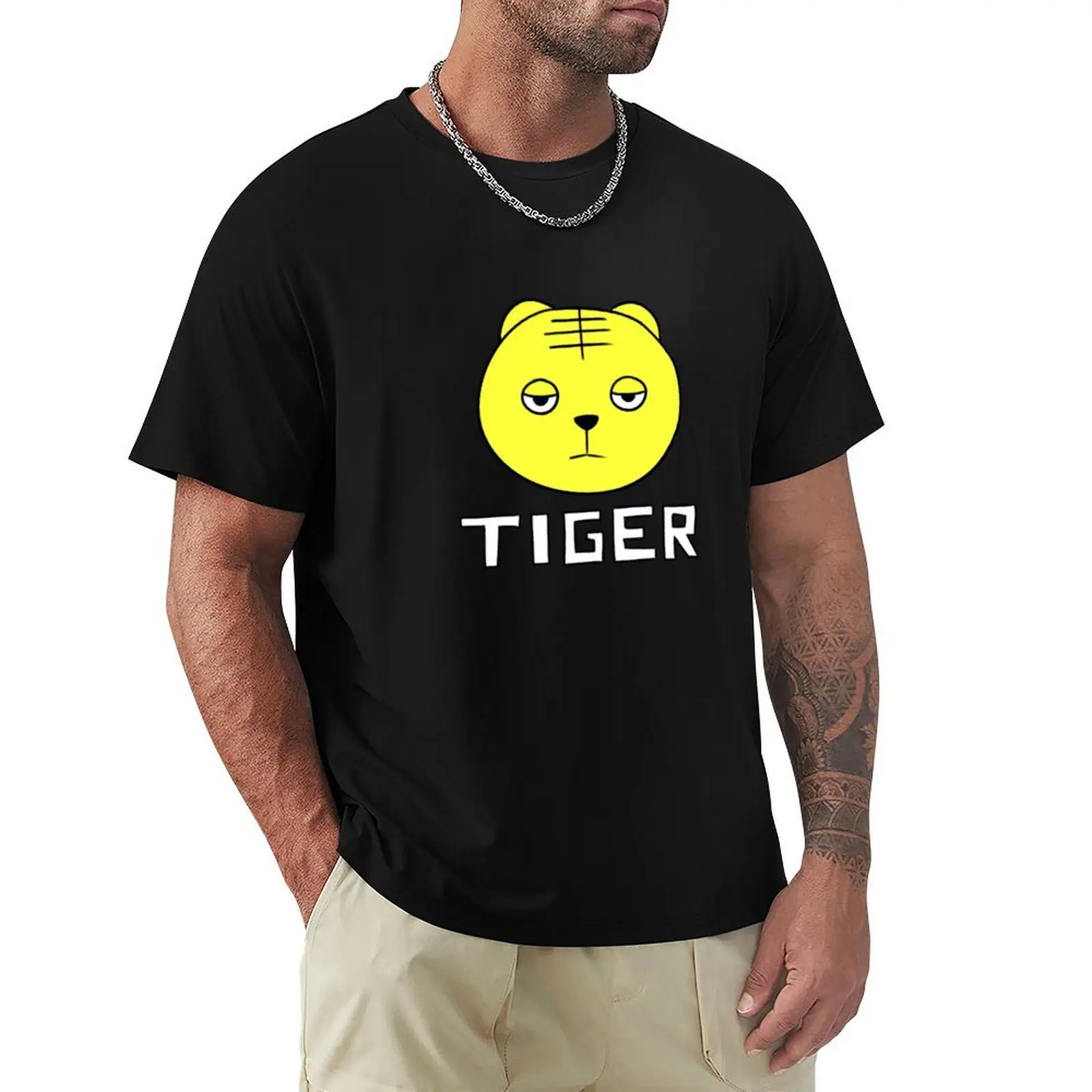 Футболка TIGER - Yowapeda с простым принтом в стиле линейного искусства