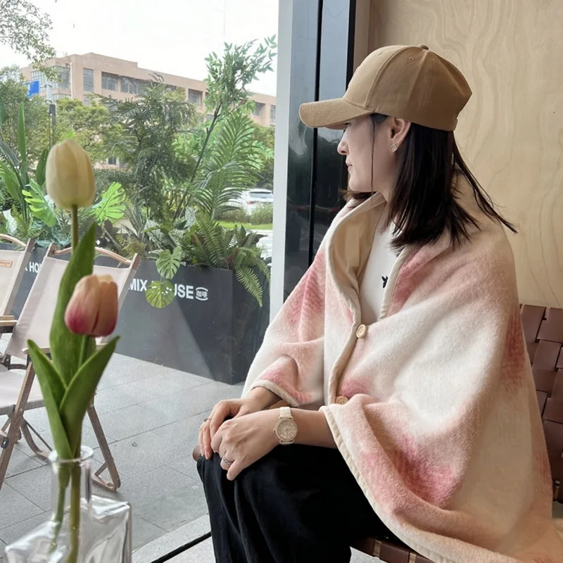Class A cashmere shawl blanket autumn and winter warm office blanket multi-functional nap blanket