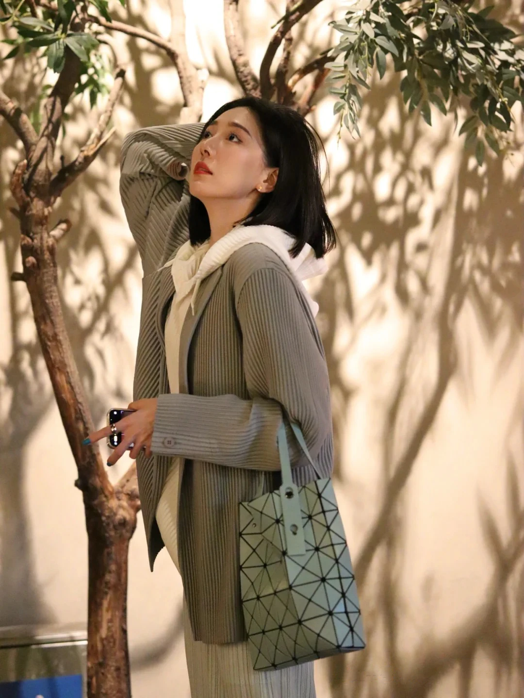 

Casual Loose Women's Folded Sleeveless Jacket plus Size Polyester Fabric Thickened Long Sleeve Mid-Length Double-Breasted Coat