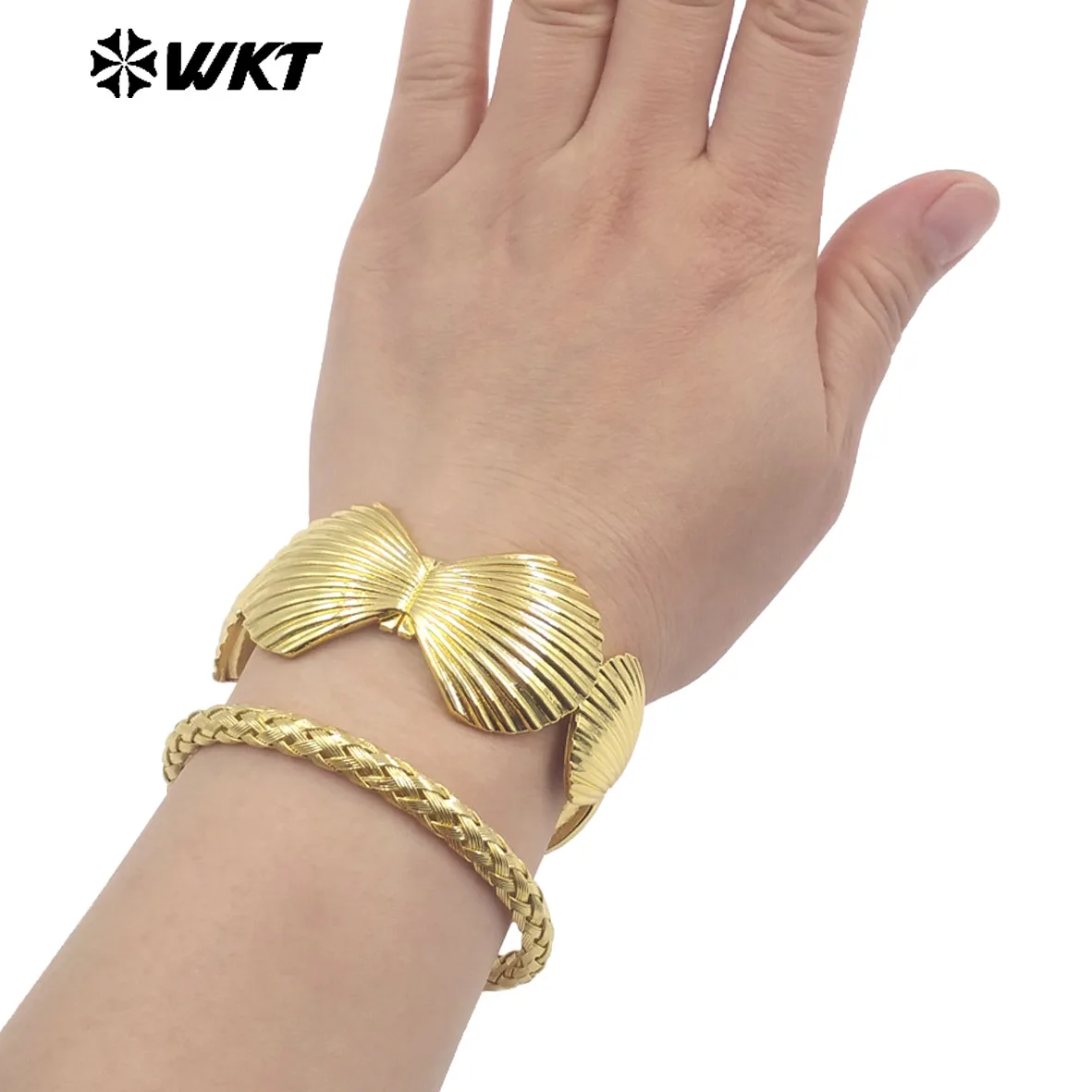 WT-JF361 Top Quality 18K Gold Plated Resist Tarnishable Cuff Bangle Big Shell Shape Metal Yellow Brass Exquisite Women Gift